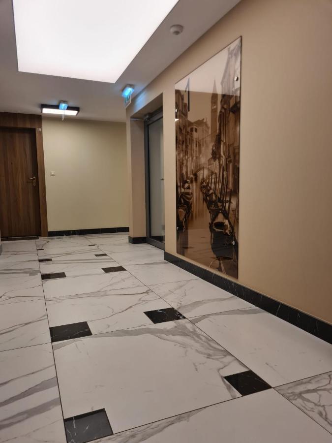 Venice Villa Apartment, Self Check-In 24H, Free Parking 포즈난 외부 사진